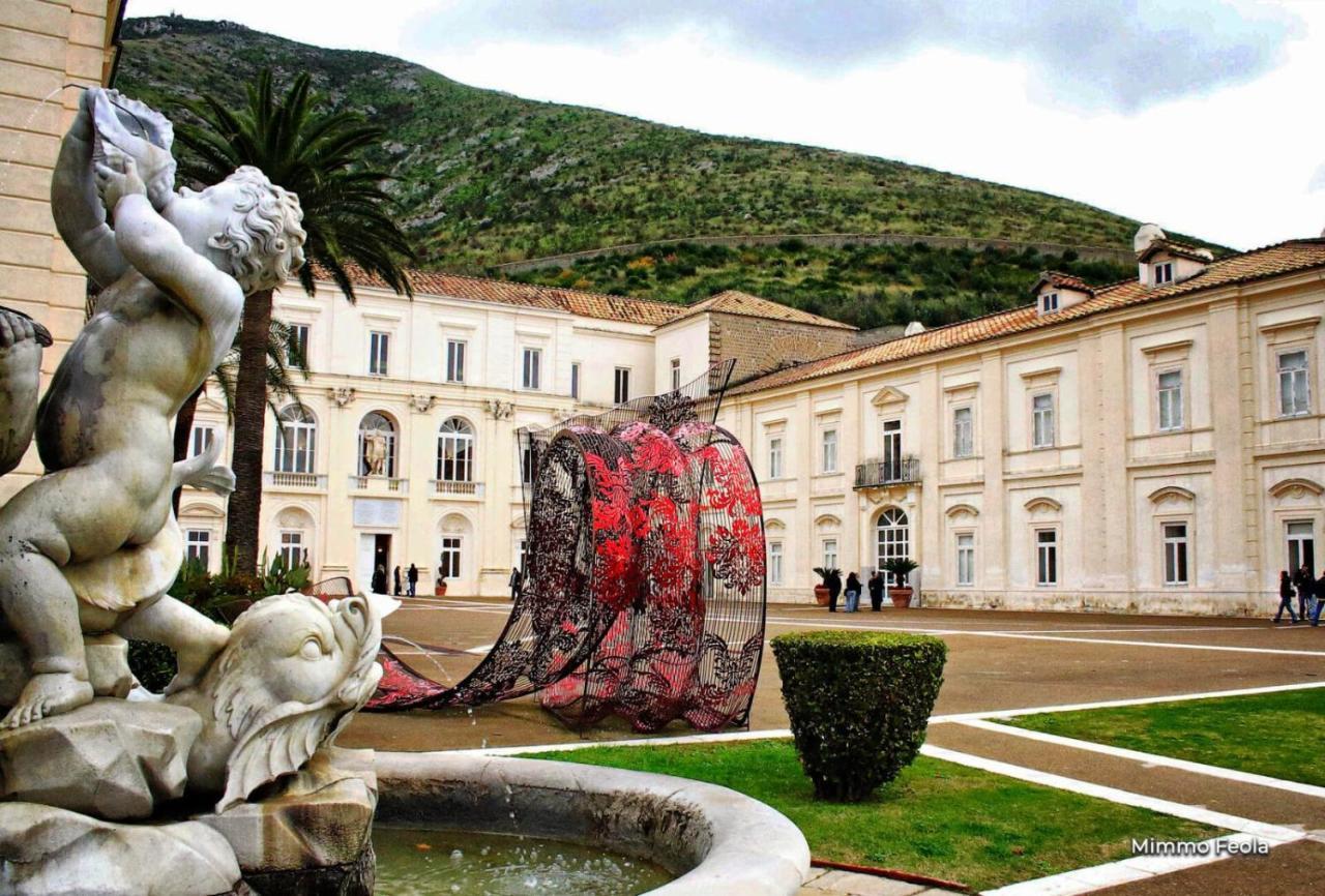 Royal Palace Of Napoli & Reggia Di *